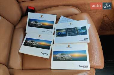 Фастбэк Porsche Panamera 2010 в 