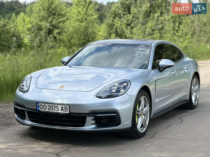 Porsche Panamera 2017