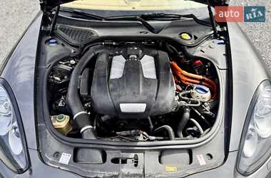 Фастбэк Porsche Panamera 2014 в Киеве