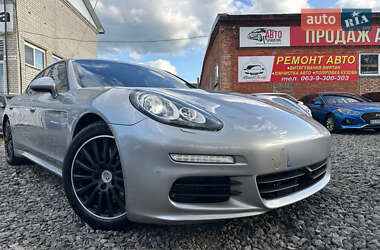 Фастбэк Porsche Panamera 2013 в Смеле