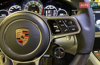 Универсал Porsche Panamera 2018 в 