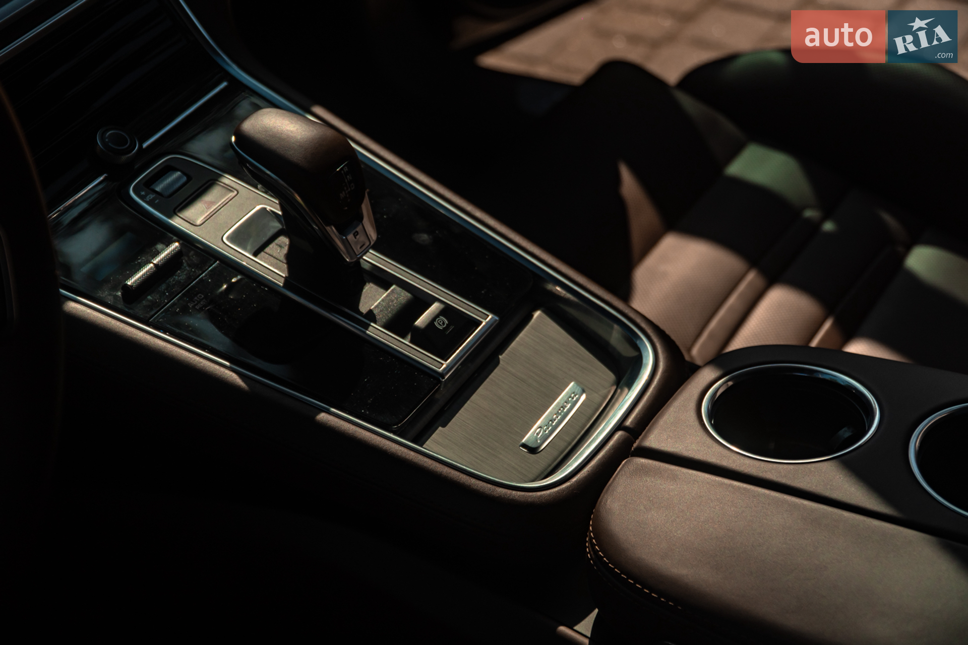 2018 Porsche Panamera - мініатюра 22