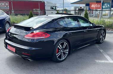 Фастбэк Porsche Panamera 2016 в 