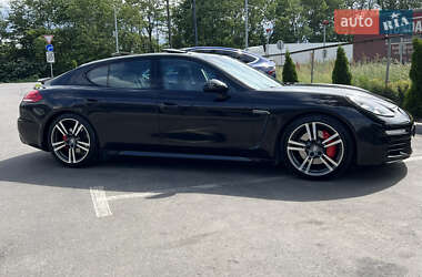 Фастбэк Porsche Panamera 2016 в 