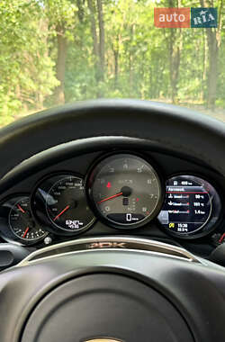 Фастбэк Porsche Panamera 2012 в 