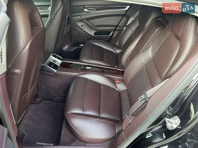 Фастбэк Porsche Panamera 2013 в Виннице фото 21 Фастбэк Porsche Panamera 2013 в Виннице
