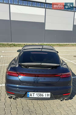 Фастбэк Porsche Panamera 2014 в 
