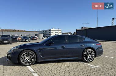 Фастбэк Porsche Panamera 2014 в 