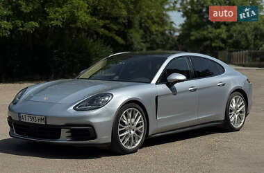 Фастбек Porsche Panamera 2017 в Коломиї