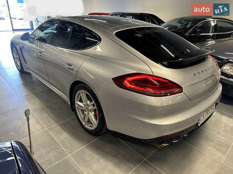 Фастбэк Porsche Panamera 2014 в Умани фото 6 Фастбэк Porsche Panamera 2014 в Умани