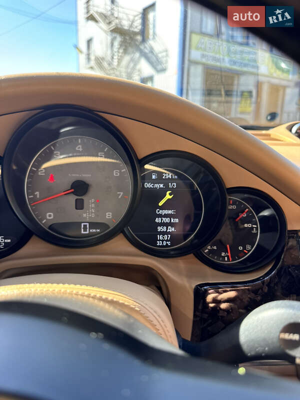 Фастбек Porsche Panamera 2010 в Хмельницькому