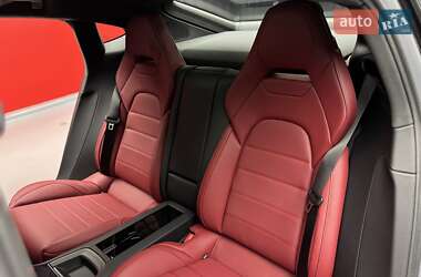 Фастбэк Porsche Panamera 2025 в 
