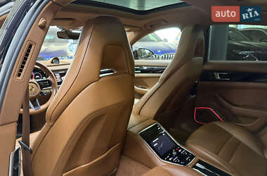 Фастбэк Porsche Panamera 2021 в 