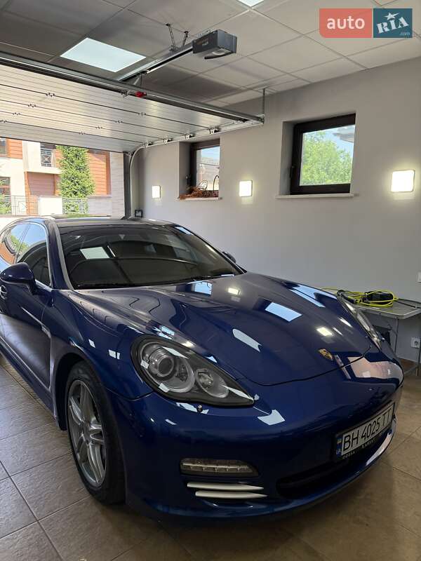 Porsche Panamera 2010