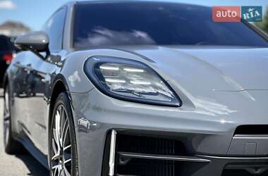 Фастбэк Porsche Panamera 2024 в 