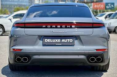Фастбэк Porsche Panamera 2024 в 