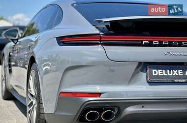 Фастбэк Porsche Panamera 2024 в 