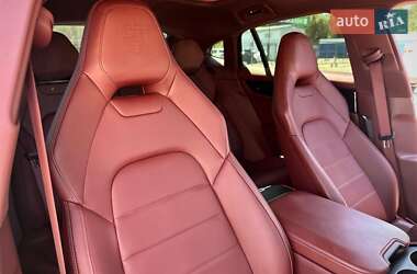 Фастбэк Porsche Panamera 2024 в 