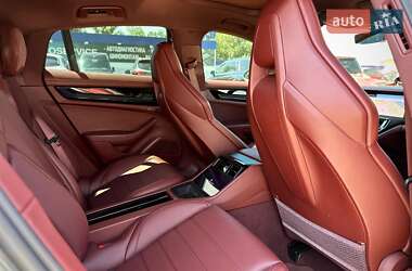 Фастбэк Porsche Panamera 2024 в 