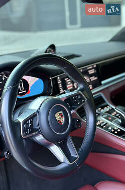 Фастбэк Porsche Panamera 2017 в 