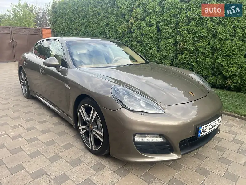 Porsche Panamera