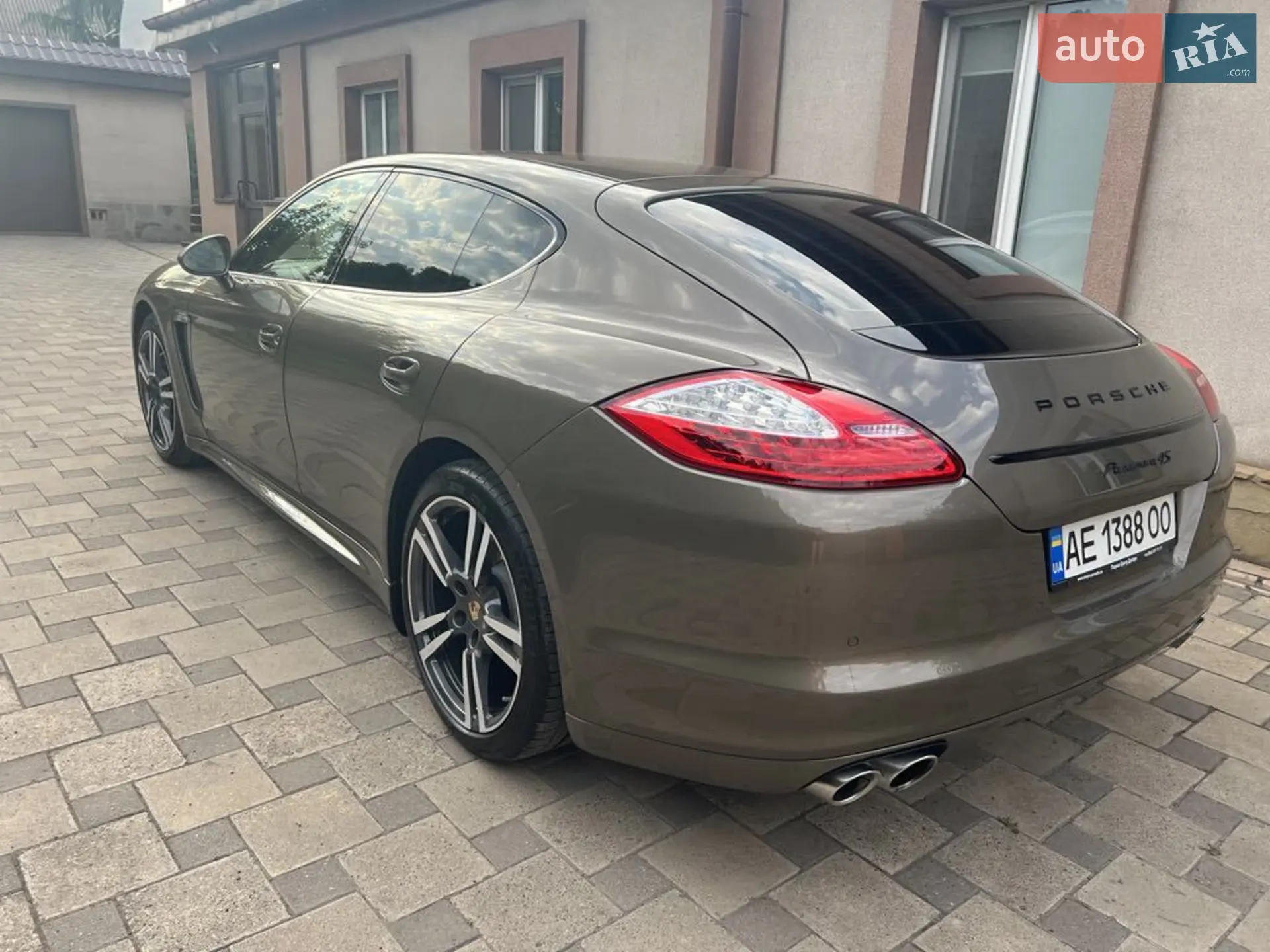 2012 Porsche Panamera - мініатюра 2