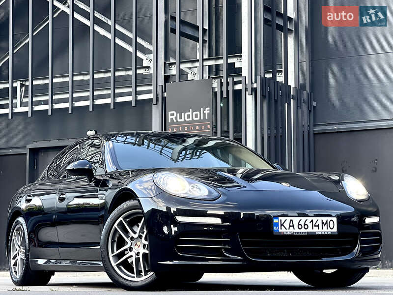 Porsche Panamera 2013