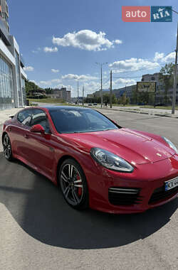 Фастбэк Porsche Panamera 2013 в Харькове