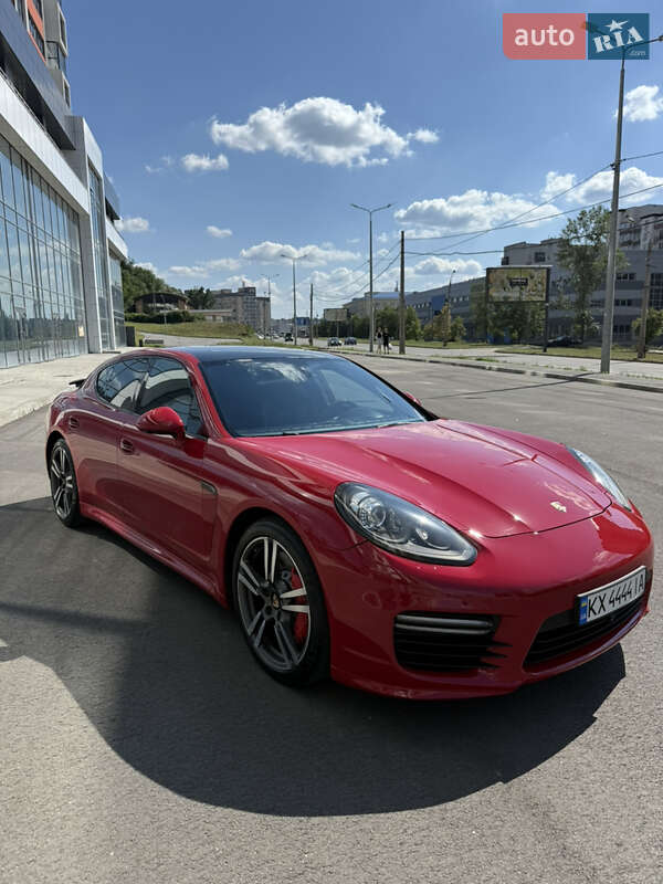 Porsche Panamera 2013