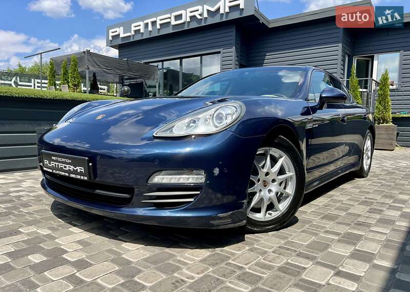 Porsche Panamera 2012