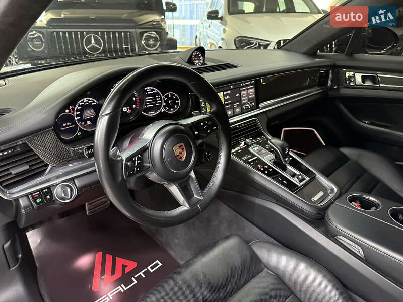 Универсал Porsche Panamera 2017 в Одессе