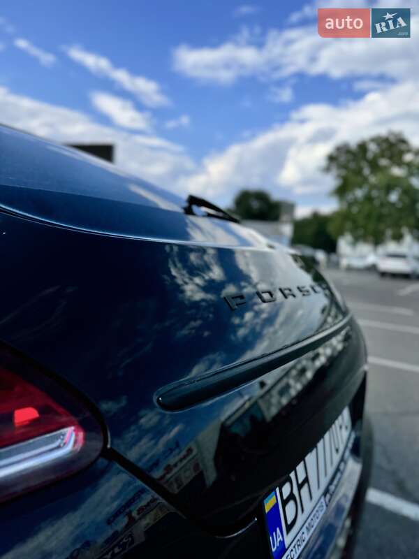 Фастбэк Porsche Panamera 2012 в Одессе фото 19 Фастбэк Porsche Panamera 2012 в Одессе