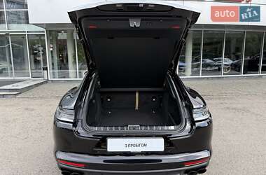 Фастбэк Porsche Panamera 2022 в 