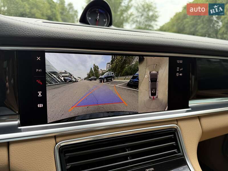 Фастбэк Porsche Panamera 2022 в Днепре