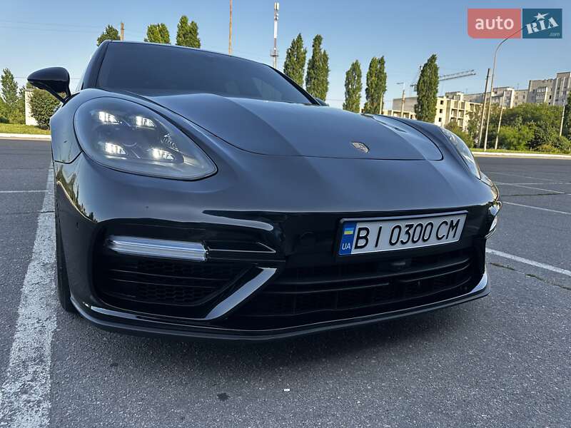 Porsche Panamera 2018