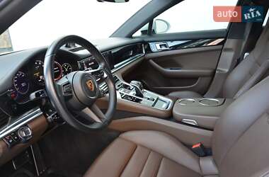 Фастбэк Porsche Panamera 2021 в 