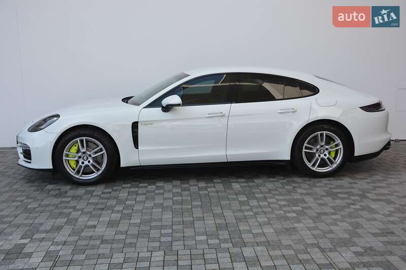 Фастбэк Porsche Panamera 2021 в Киеве фото 2 Фастбэк Porsche Panamera 2021 в Киеве