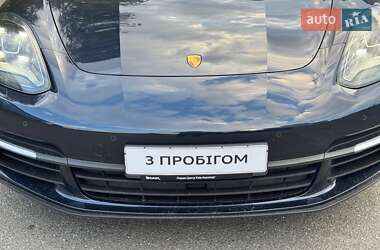 Фастбек Porsche Panamera 2018 в Києві