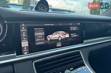 Фастбек Porsche Panamera 2018 в Києві