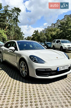 Универсал Porsche Panamera 2020 в 