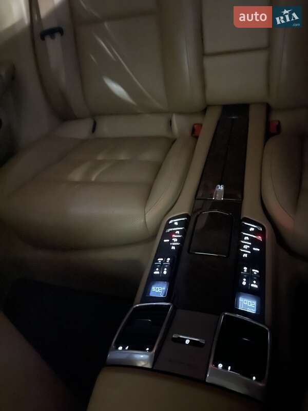 Фастбэк Porsche Panamera 2013 в Киеве фото 28 Фастбэк Porsche Panamera 2013 в Киеве