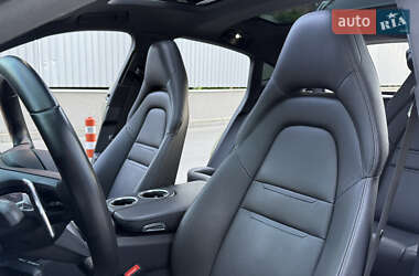 Фастбэк Porsche Panamera 2021 в 