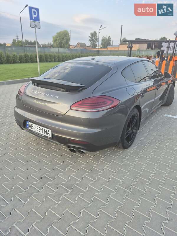 Фастбэк Porsche Panamera 2015 в Виннице фото 25 Фастбэк Porsche Panamera 2015 в Виннице