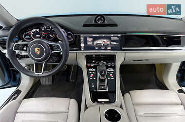 Фастбэк Porsche Panamera 2016 в 