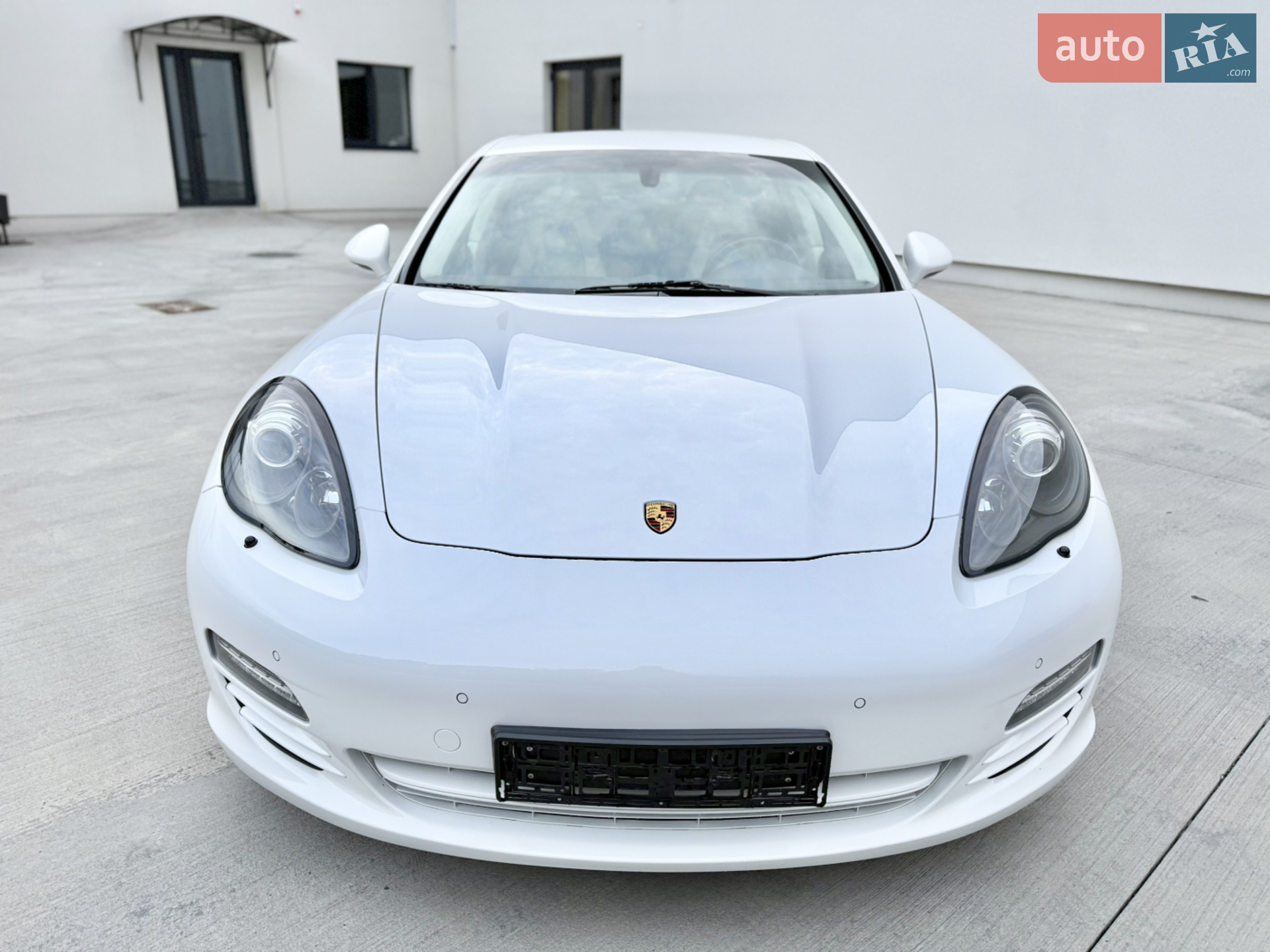 2011 Porsche Panamera - мініатюра 2