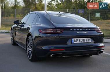 Фастбэк Porsche Panamera 2019 в 