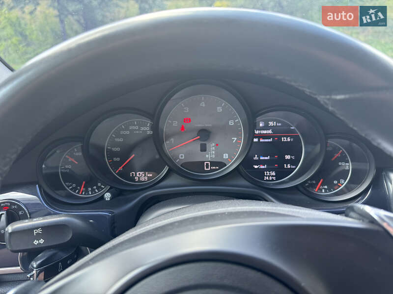 Фастбэк Porsche Panamera 2010 в Киеве