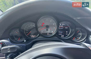 Фастбэк Porsche Panamera 2010 в 