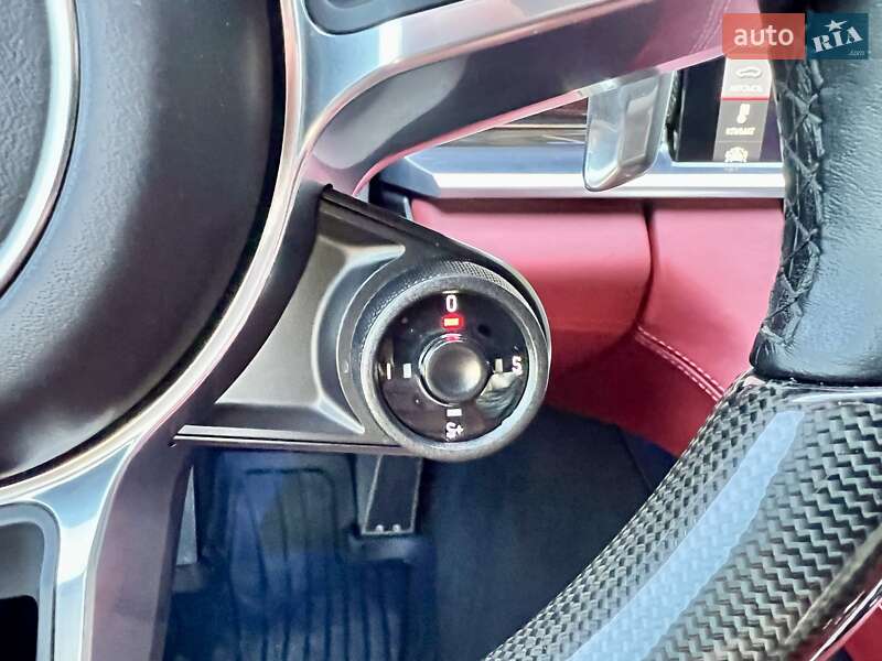 Фастбэк Porsche Panamera 2018 в Киеве