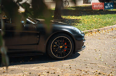 Фастбэк Porsche Panamera 2020 в 